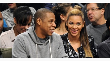 Újabb pletykák Beyoncé és Jay Z gyermekáldásáról