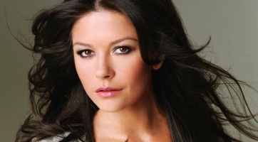 Valójában 10 évvel idősebb Catherine Zeta-Jones?