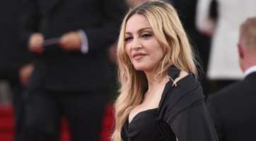 Véget ért a harc: Madonna és fia együtt buliztak!