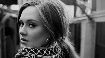 Világszerte rekordokat döntött Adele új lemeze