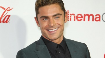 Zac Efron örökbe fogadott egy kutyát