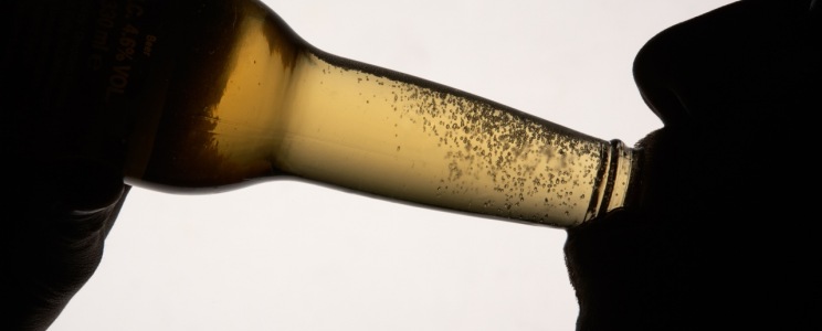 Az alkohol gyorsabb gyilkos, mint a cigaretta