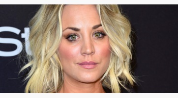 Kaley Cuoco hagyományos frufrut villantott 