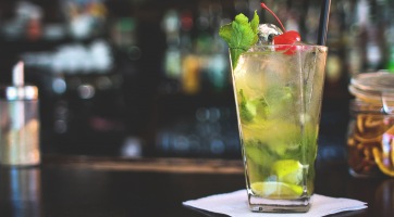 Alkoholmentes mojito (virgin mojito)