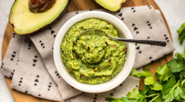 Avokádós pesto
