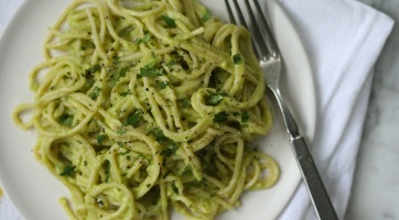 Avokádós spagetti