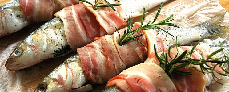 Baconbe tekert pisztráng