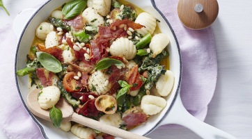 Caprese gnocchi