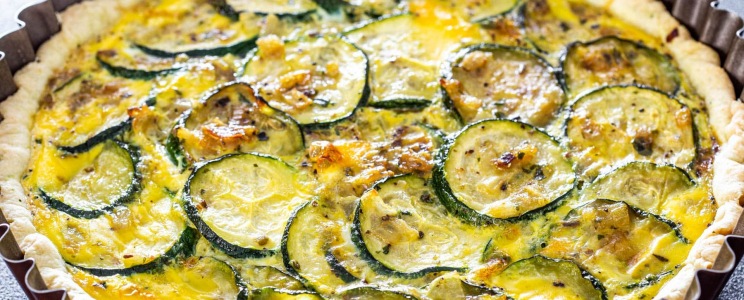 Cukkinis-sajtos quiche