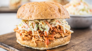 Fűszeres tépett csirke - pulled chicken