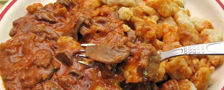 Gombapörkölt galuskával