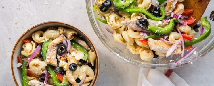 Görög tortellini saláta
