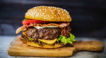 Grillen készült hamburger