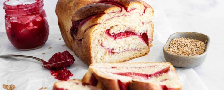Málnás babka