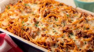 Paradicsomos sült spagetti
