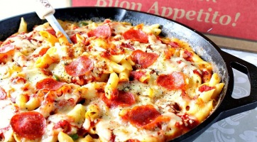 Pizzás mac and cheese