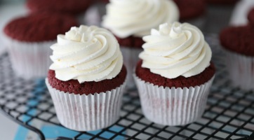 Red velvet muffin