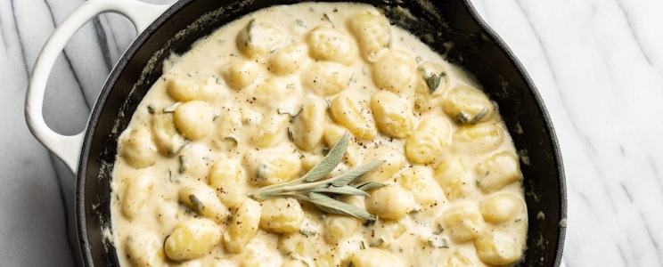 Sajtos-zsályás gnocchi