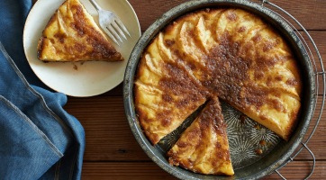 Serpenyőben sült körtés torta