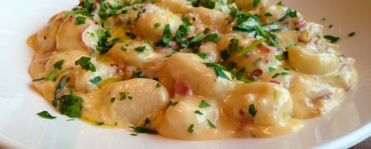 Sonkás-gombás gnocchi