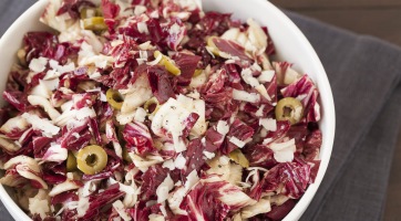Spanyol radicchio saláta