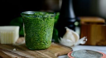 Spenótos pesto
