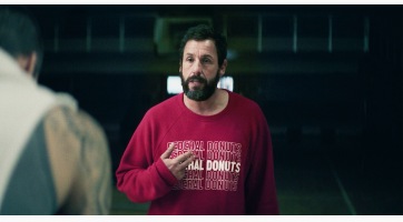 Adam Sandler ismét a komoly oldaláról mutatkozik be 