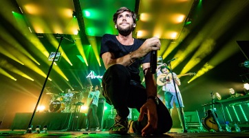 Alvaro Soler is fellép a SZIN-en