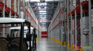 Átadták a Coca-Cola legújabb élelmiszeripari raktárát