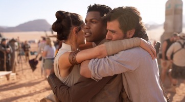 Érzelmes képpel búcsúzik JJ Abrams a Star Wars 9. részétől