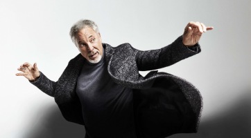 Idén nyáron tér vissza Budapestre Sir Tom Jones
