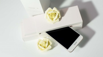 Megérkezett az új Honor 8 okostelefon