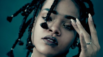Teltház lesz Rihanna koncertjén