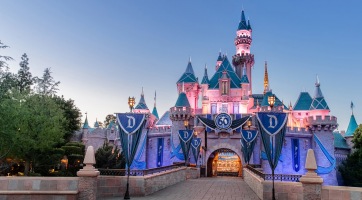 UFO repkedett Disneyland felett?