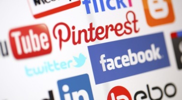 Új őrület! Facebook, csak lányoknak