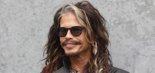 A bántalmazott nőkért indított alapítványt az Aerosmith énekese