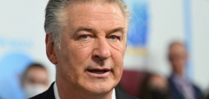 Alec Baldwin véletlenül lelőtt két embert egy forgatáson, haláleset lett a vége