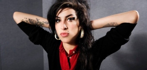 Amy Winehouse 9 éve hunyt el