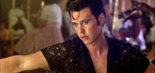 Austin Butler kísértetiesen hasonlít Elvisre az új Baz Luhrmann filmben