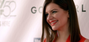 Babát vár Casey Wilson!