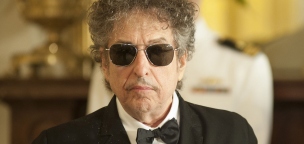 Bob Dylan nem tudja személyesen átvenni Nobel-díját