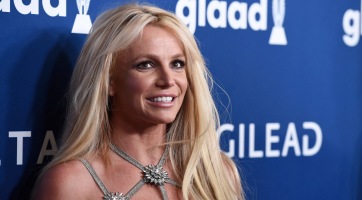 Britney Spears egy bárban lazult Mexikóban