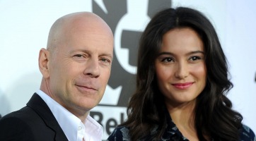 Bruce Willis felesége és családja még reménykedik abban, hogy a színész meggyógyul