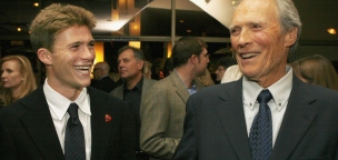 Clint Eastwood szerint fia sokkal jobban csajozik, mint ő egykoron