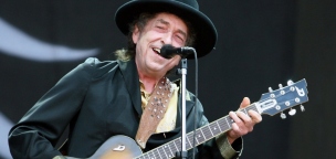 Eladta teljes életművét Bob Dylan