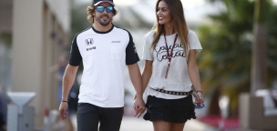 Eljegyezte barátnőjét Fernando Alonso?