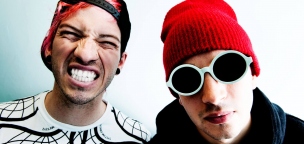 Ilyen sem volt még: alsónadrágban vették át a Grammy-díjat a Twenty One Pilots tagjai