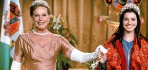 Julie Andrews még nem mondott le a Neveletlen hercegnőben alakított szerepéről