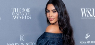 Kim Kardashian új hajszínnel hódít