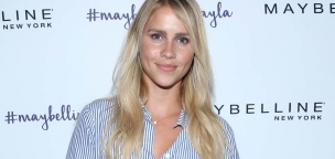Kisbabát vár Claire Holt